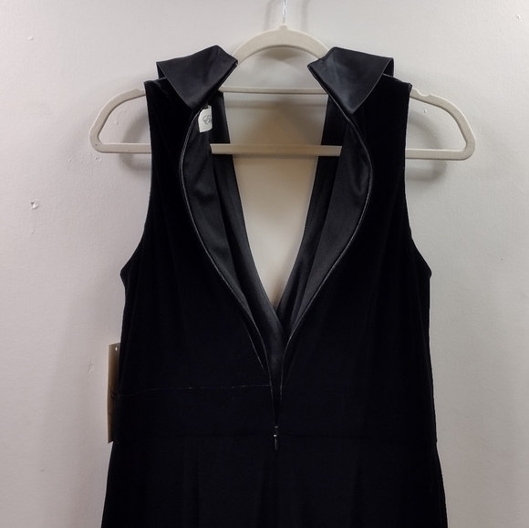 NWT Eliza J Women's Sleeveless Velvet Tuxedo Jumpsuit Black Size 8 - Picture 7 of 11